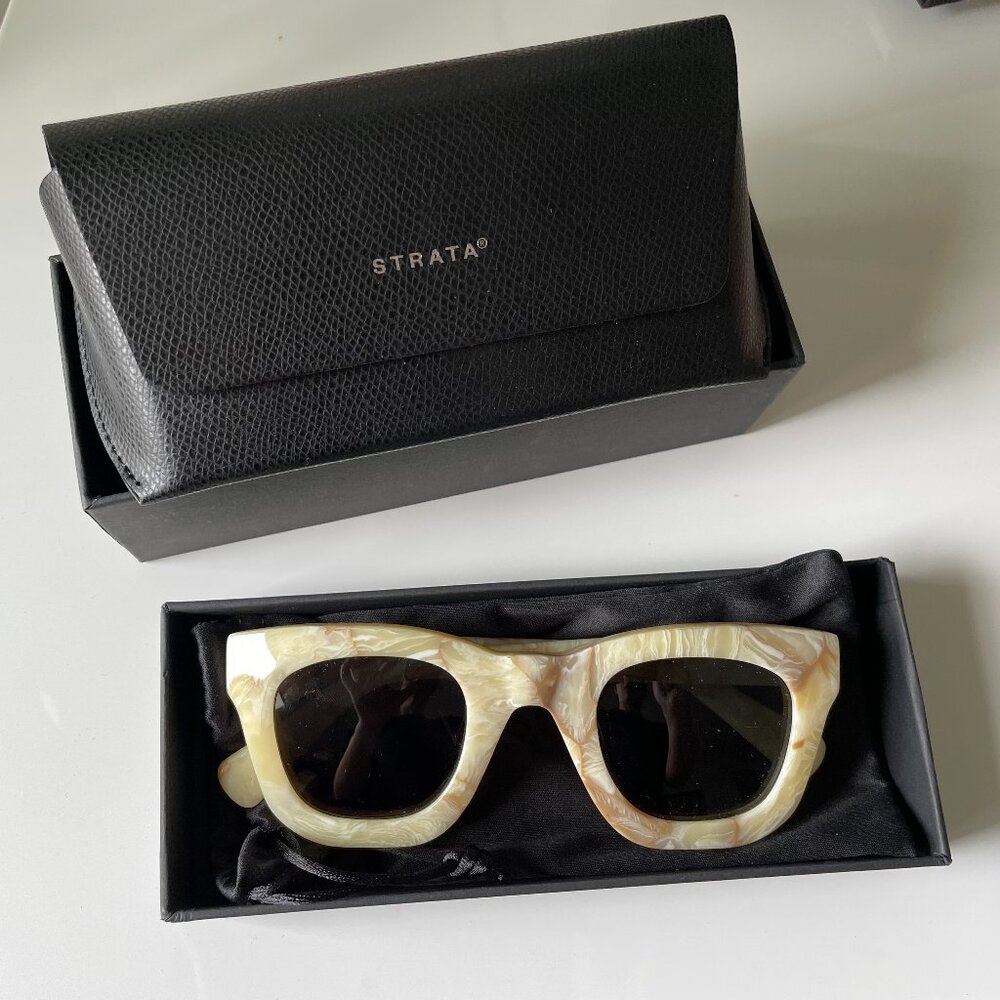 STRATA Roadcase Sunglasses